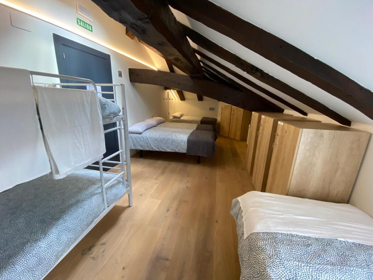 Albergue Turistico De Eugi Екстериор снимка
